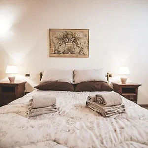 manus-home-apartment-in-historical-building.hotelinveneto.com/